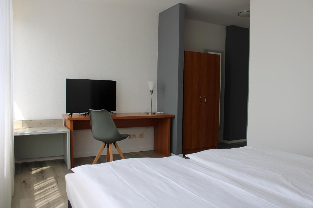 Plaza Inn Hannover City Nord Esterno foto