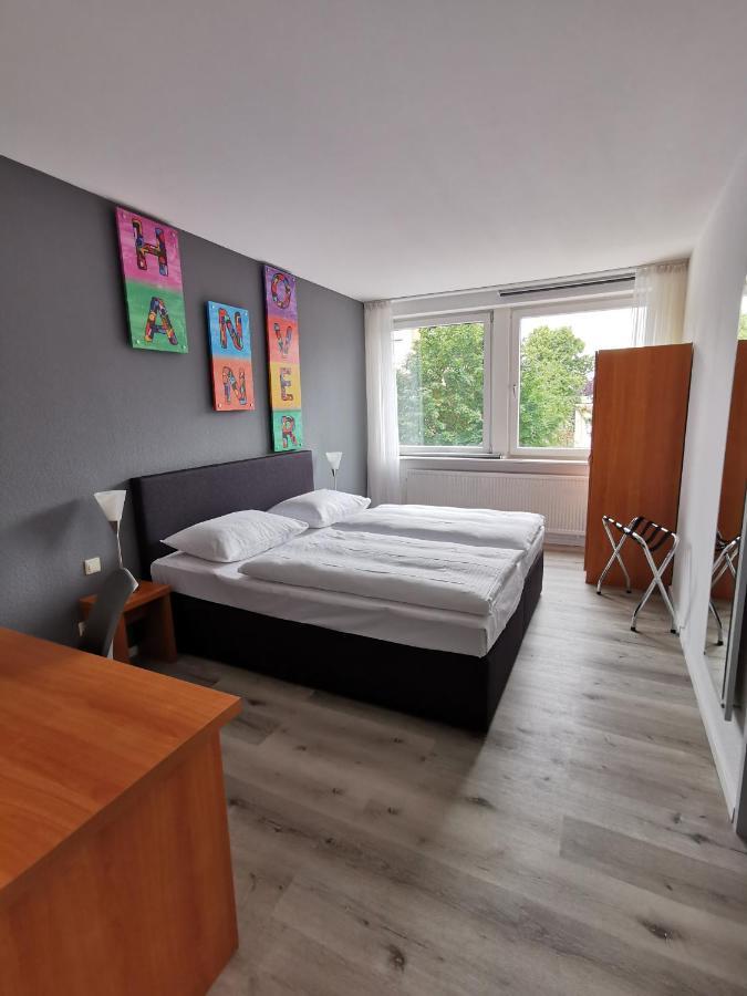 Plaza Inn Hannover City Nord Esterno foto