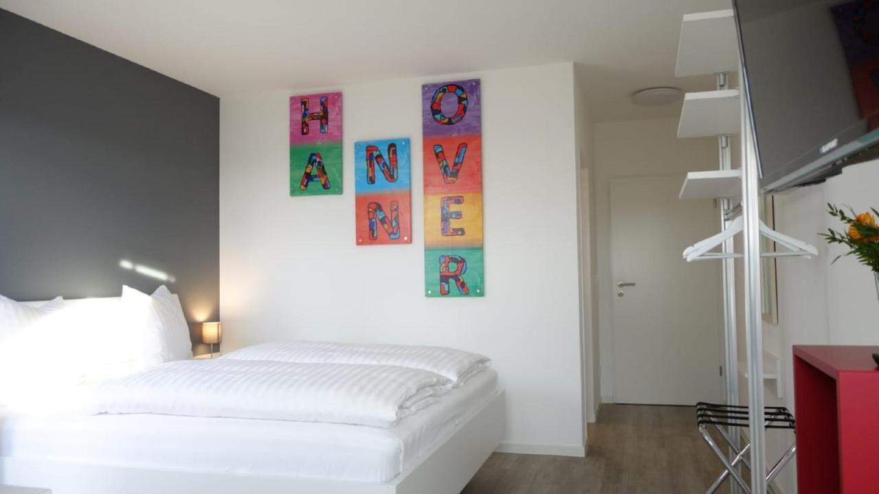 Plaza Inn Hannover City Nord Esterno foto